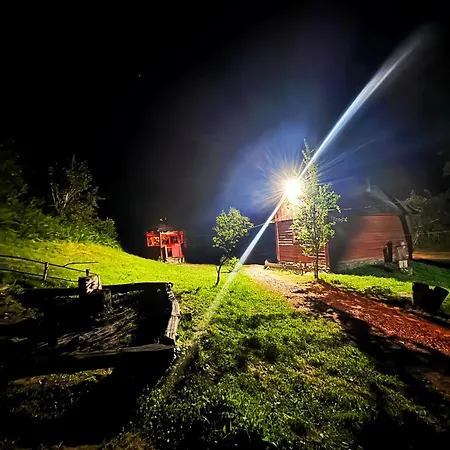 Holiday home еко під полониною *