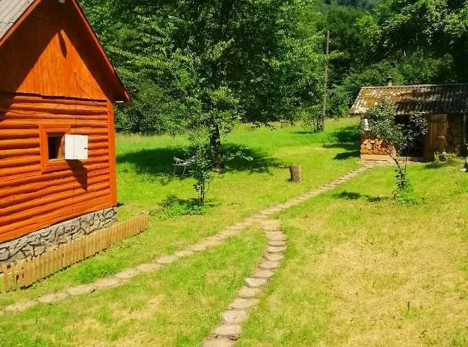 بيت للعطل еко під полониною *